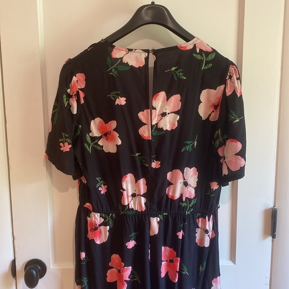 ASOS Design Floral Jumpsuit with Flutter Sleeves - Picture 7 of 13